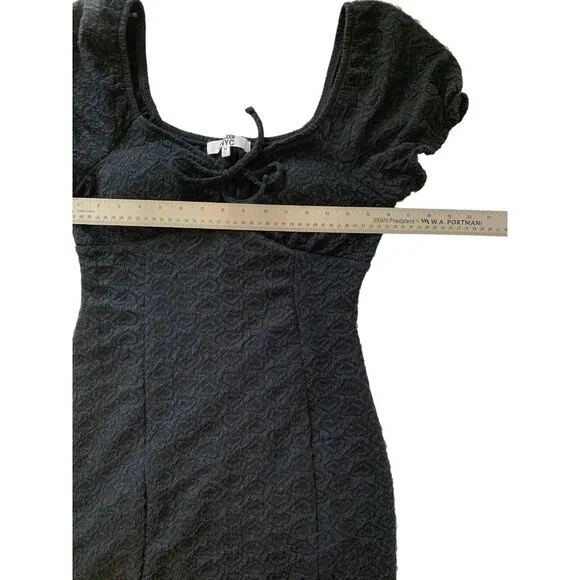 Madden NYC Black Textured Dress Short Sleeve Size Medium - Picture 4 of 7